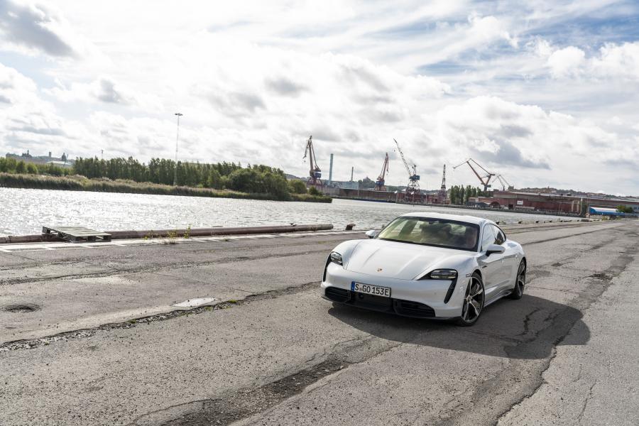  Porsche Taycan Turbo S 2019 года  (WW) (фото 46 из 46)